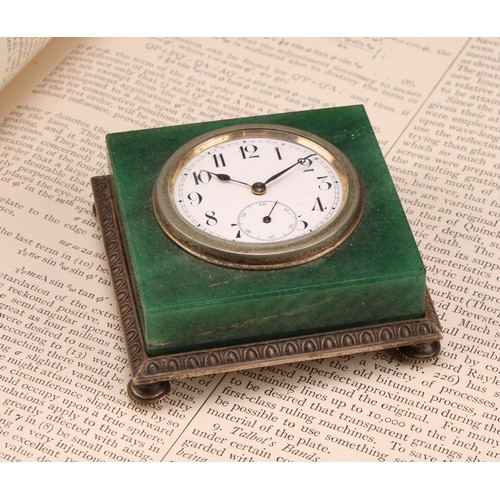 1010 - An early 20th century silver mounted aventurine desk timepiece, 4cm enamel clock dial inscribed with... 