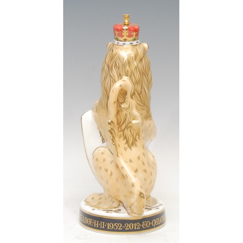 209 - A Royal Crown Derby paperweight, The Queen's Beasts, The Lion of England, specially commissioned to ... 