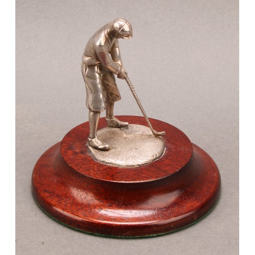 1104 - Golf - an Elizabeth II cast silver model, of a golfer, turned wooden base, 11cm high, Birmingham 199... 