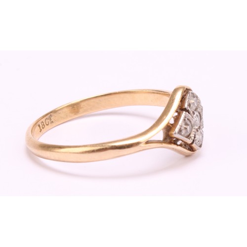 1252 - An Art Deco 18ct gold Old European Cut Diamond ring; set with five approx. 0.03ct Old European cut  ... 