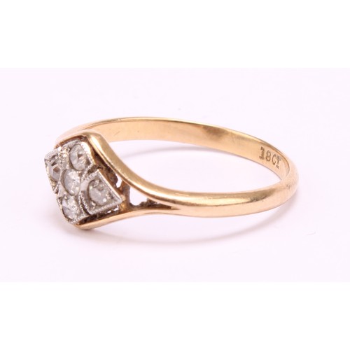 1252 - An Art Deco 18ct gold Old European Cut Diamond ring; set with five approx. 0.03ct Old European cut  ... 