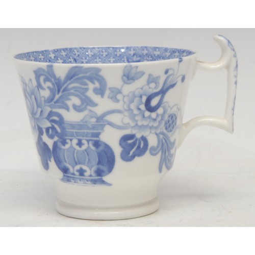 115 - An early 19th century Spode blue and white pap boat, transfer printed with castle ruins, 10.5cm long... 