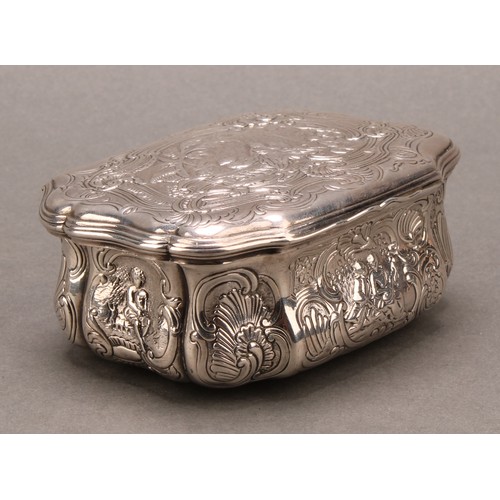 837 - A large 18th century French silver bombe shaped table snuff box, chased with courting figures in an ... 