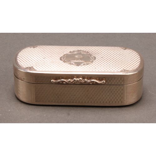 796 - A George III style silver rounded rectangular snuff box, engine turned, hinged cover centred by an a... 