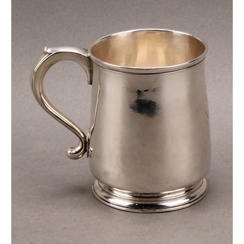 756 - A George I silver mug, quite plain, scroll-capped handle, skirted base, 10.5cm high, Richard Burcomb... 