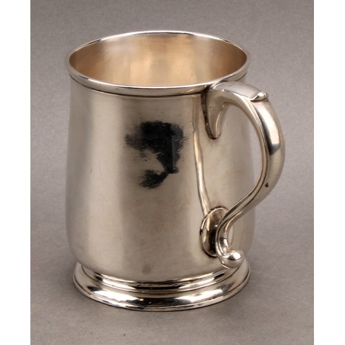 756 - A George I silver mug, quite plain, scroll-capped handle, skirted base, 10.5cm high, Richard Burcomb... 