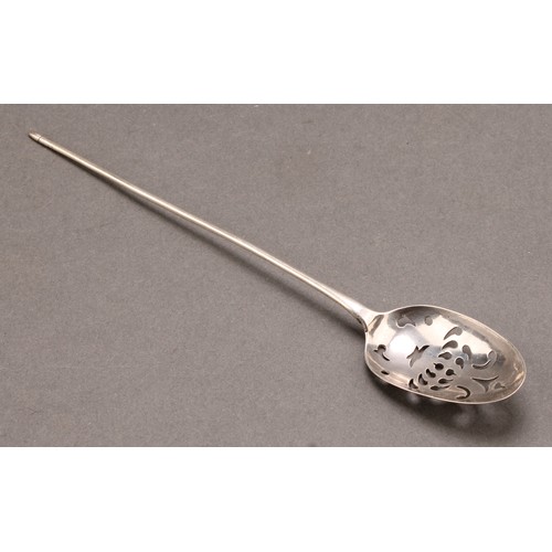 655 - A George II silver mote spoon, pierced bowl, 15.5cm long, apparently unmarked, c.1735