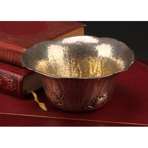 991 - An Aesthetic Movement period silver and mixed metal bowl, in the Japanese taste as a lily pad, appli... 