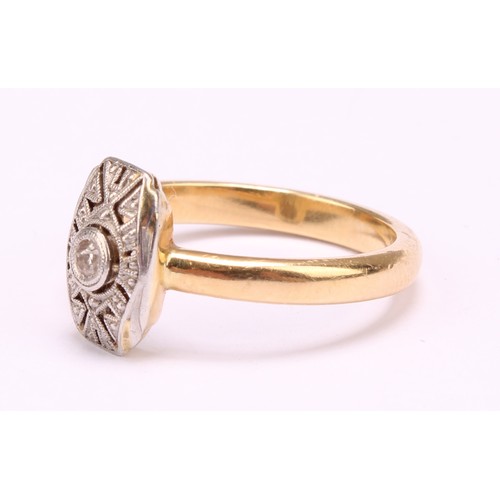 1262 - Tested 18ct gold Art Deco style Diamond ring,
the ring is set with a melee round brilliant cut diamo... 