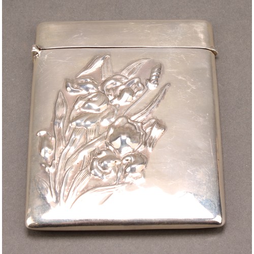 993 - An American silver rectangular visiting card case, embossed with irises in the Japanese taste, 10cm ... 