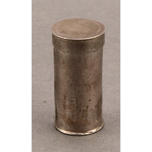 1002 - An early 18th century German silver cylindrical spice box, quite plain, push-fitting cover, 5cm long... 