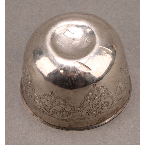 984 - An 18th century Russian silver tumbler, chased with strapwork, 5cm diam, Cyrillic mark, c.1735