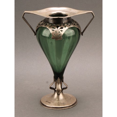 996 - An Art Nouveau silver mounted green glass vase, 19cm high, London 1901