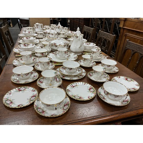 56 - An extensive Royal Albert, Celebration pattern, dinner and tea service