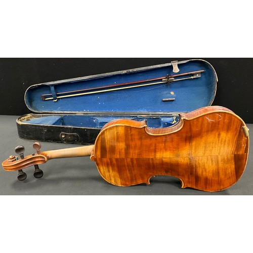 104 - A 3/4 size violin, cased with bow en-suite, label to interior, Antonius Stradivarius model, two-piec... 