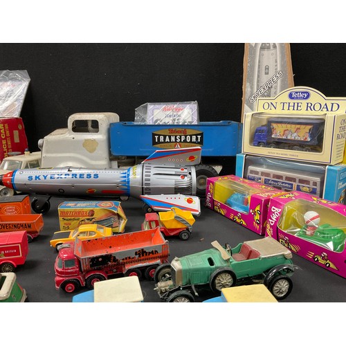 157 - Toys - Sky express box, friction powered rocket; remote control MI Police car; Telsalda toys frictio... 