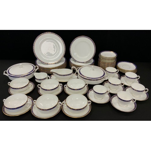 167 - Wedgwood Marina pattern dinner table ware comprised of; four large dinner plates, six smaller dinner... 