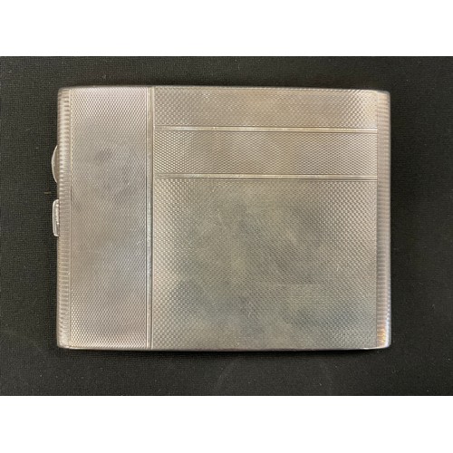 339 - A George V silver cigarette case, engine turned decoration, William Devenport, Birmingham 1931, 168g... 