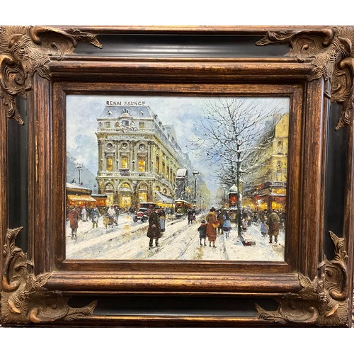 25 - Pierre Timmermans
Paris in Winter
paper label with attribution to verso, oil on panel, 40cm x 29cm