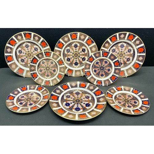 42 - Royal Crown Derby - a set of four 1128 Imari 21.5cm diameter dessert plates. all firsts, four side p... 