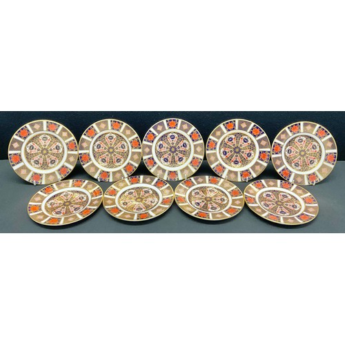 43 - A set of nine Royal Crown Derby 1128 Imari pattern side plates, 16cm diameter, first quality (9)