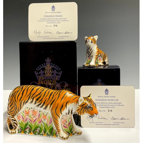 25 - A pair of Royal Crown Derby paperweights, Sumatran Tigress and Sumatran Tiger Cub, specially commiss... 