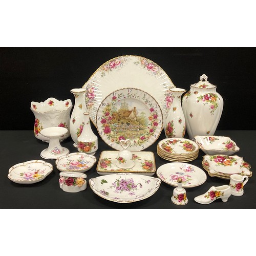 38 - Royal Albert Old Countryroses including; ginger jar and cover, 23cm high, trinket trays, pair of vas... 