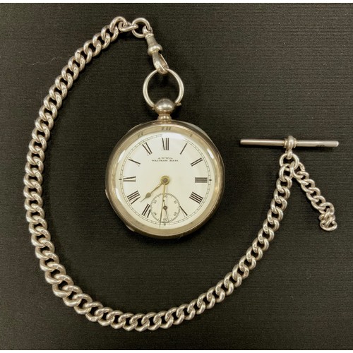 241 - A Victorian silver A.W.W.Co Waltham pocket watch, white dial, Roman numerals, subsidiary seconds, ke... 