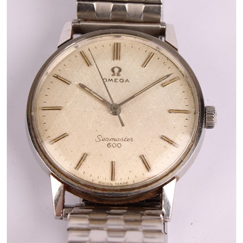 1017 - Omega  - a 1960s Seamaster 600 stainless steel wristwatch, ref 135.011, 34mm diameter case, textured... 