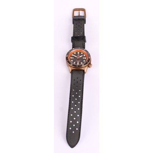 1021 - Zelos - limited edition Great White automatic wristwatch, 44mm bronze coloured case, wavy dial, rais... 