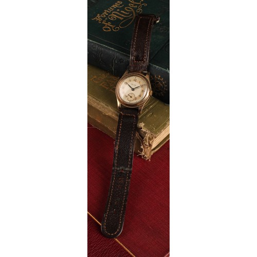 1077 - A Verity 1940s 9ct gold cased wristwatch, 28mm diameter case, two tone dial, Arabic numerals, subsid... 