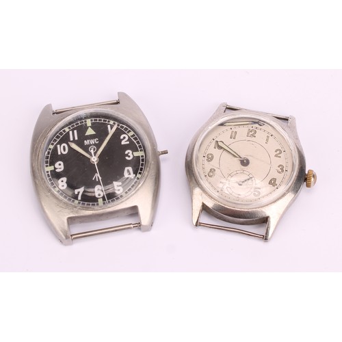 1105 - A Military wristwatch Moeris ATP (Army Trade Pattern) wristwatch head, 33mm diameter, unsigned silve... 