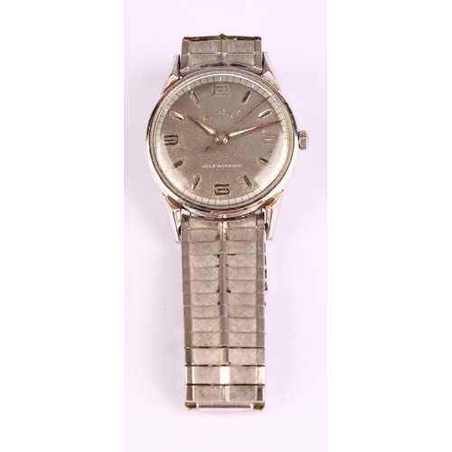 1122 - Bulova - 1960s stainless steel self winding wristwatch, 32mm diameter case, grey and silver dial, ra... 