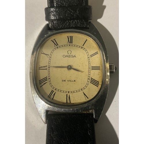 551 - A gentleman's Omega De Ville wristwatch, 3cm in diameter