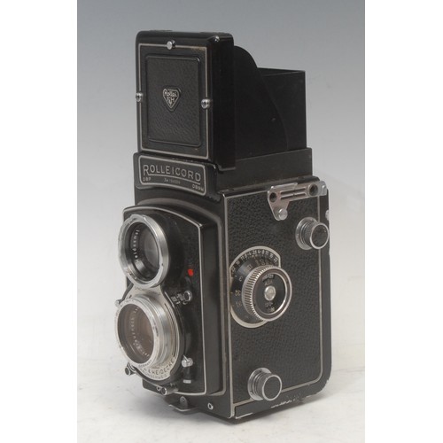 3865 - A Rolliecord Model Va Twin Lens Reflex Camera no.1943204 with Schneider-Kreuznach Xenar f3.5, 75mm l... 