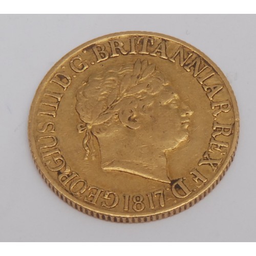 3875 - A George III 1817 gold sovereign, 7.9g
