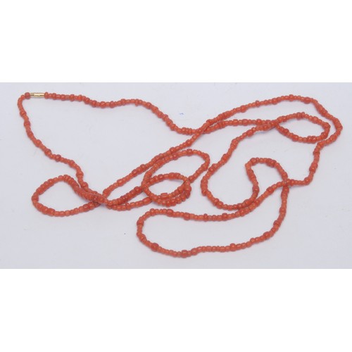 3627 - Jewellery - a pink coral single strand necklace, 154cm long