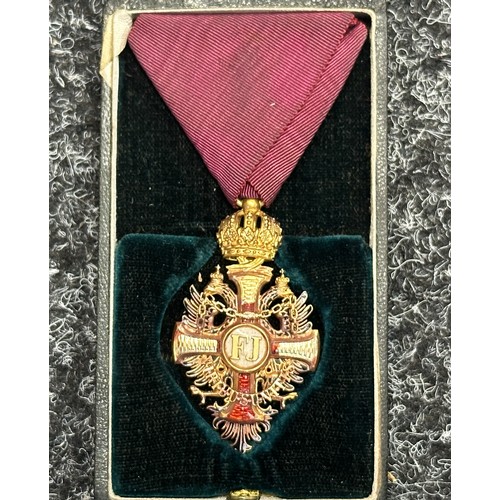 5062 - Austro Hungarian order of Franz Joseph, 1849, cased. Enamel is damaged.