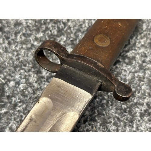 5074 - Commercial Pattern British Lee Metford Bayonet with doubled edged blade 305mm in length, devoid of a... 