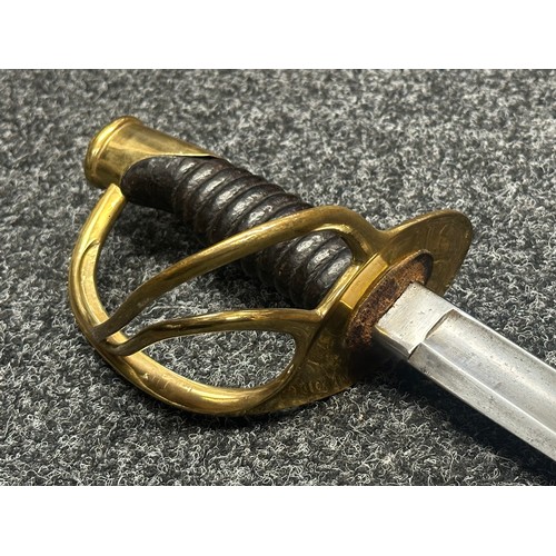 5075 - US 1860 pattern Cavalry Sabre with single edged fullered blade 885mm in length. No makers marks. Lea... 