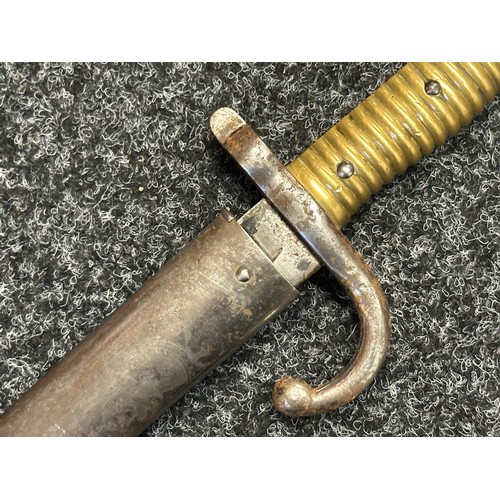 5076 - French Chassepot M1866 Pattern Bayonet with single edged fullered balde 570mm in length, spine of bl... 