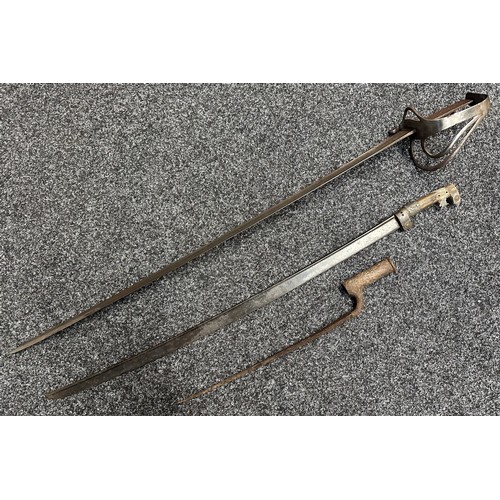 5079 - British Officers 1821 Pattern Light Cavalry Sword with single edged fullered blade 890mm in length, ... 