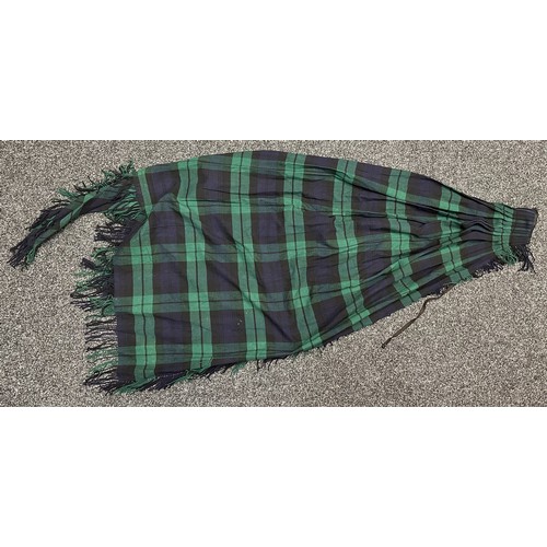 5095 - Argyle & Sutherland Highlanders scarce full dress, Officers full length regimental tartan plaid