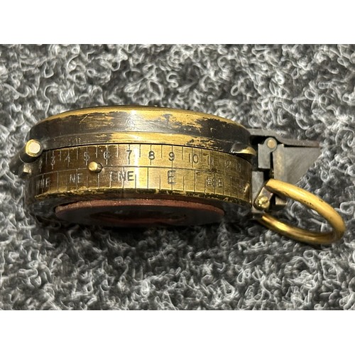 5128 - WW1 British Officers Private Purchase Compass by 