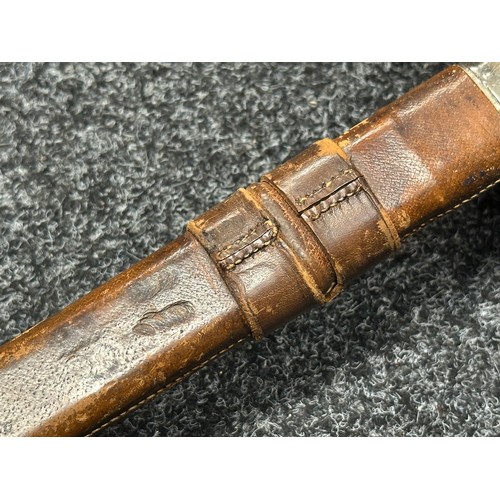 5140 - WW1 British Yorkshire Hussars Cavalry Officers Sword with single edged blade with etched decoration ... 