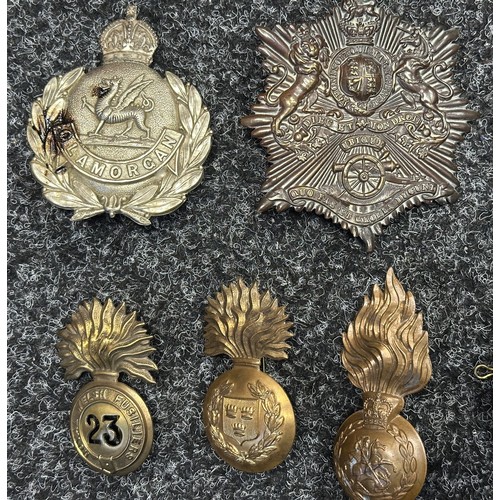 5147 - British Busby Cap badges (10)