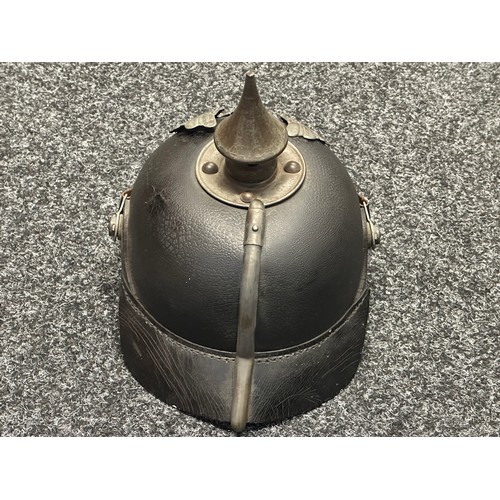 5163 - WW1 Imperial German Pickelhaube Helmet complete with Prussian Helmet plate. Original chinstrap. Late... 