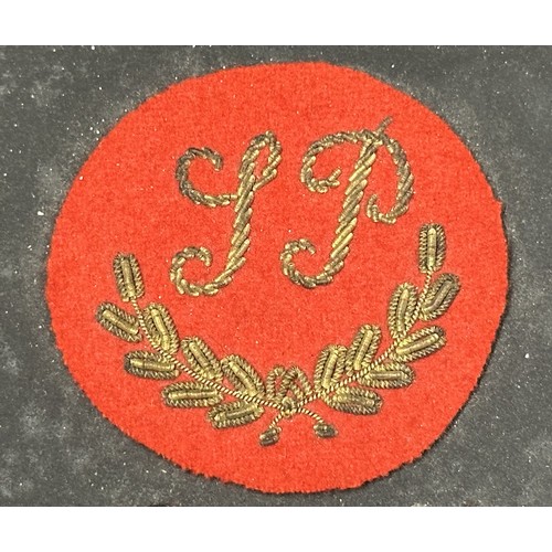 5171 - British Army Cloth Trade, Qualification and Rank Insignia. 28 items fixed to a display board. Includ... 