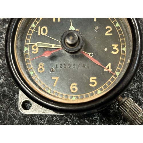 5178 - WW2 British RAF Cockpit Clock MKIID. Bakelite cased, approximately 6cm diameter.  Self starting 8-da... 