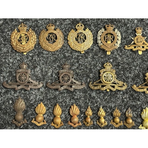 5187 - WW2 British Royal Artillery and Royal Engineers Cap Badges, collar dogs and brass shoulder titles. I... 